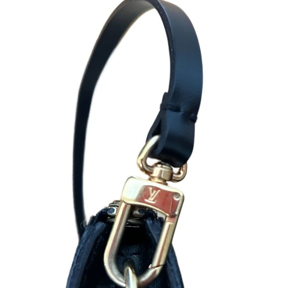 LOUIS VUITTON BLACK EPI LEATHER POCHETTE POUCH BAG - Picture 10 of 16